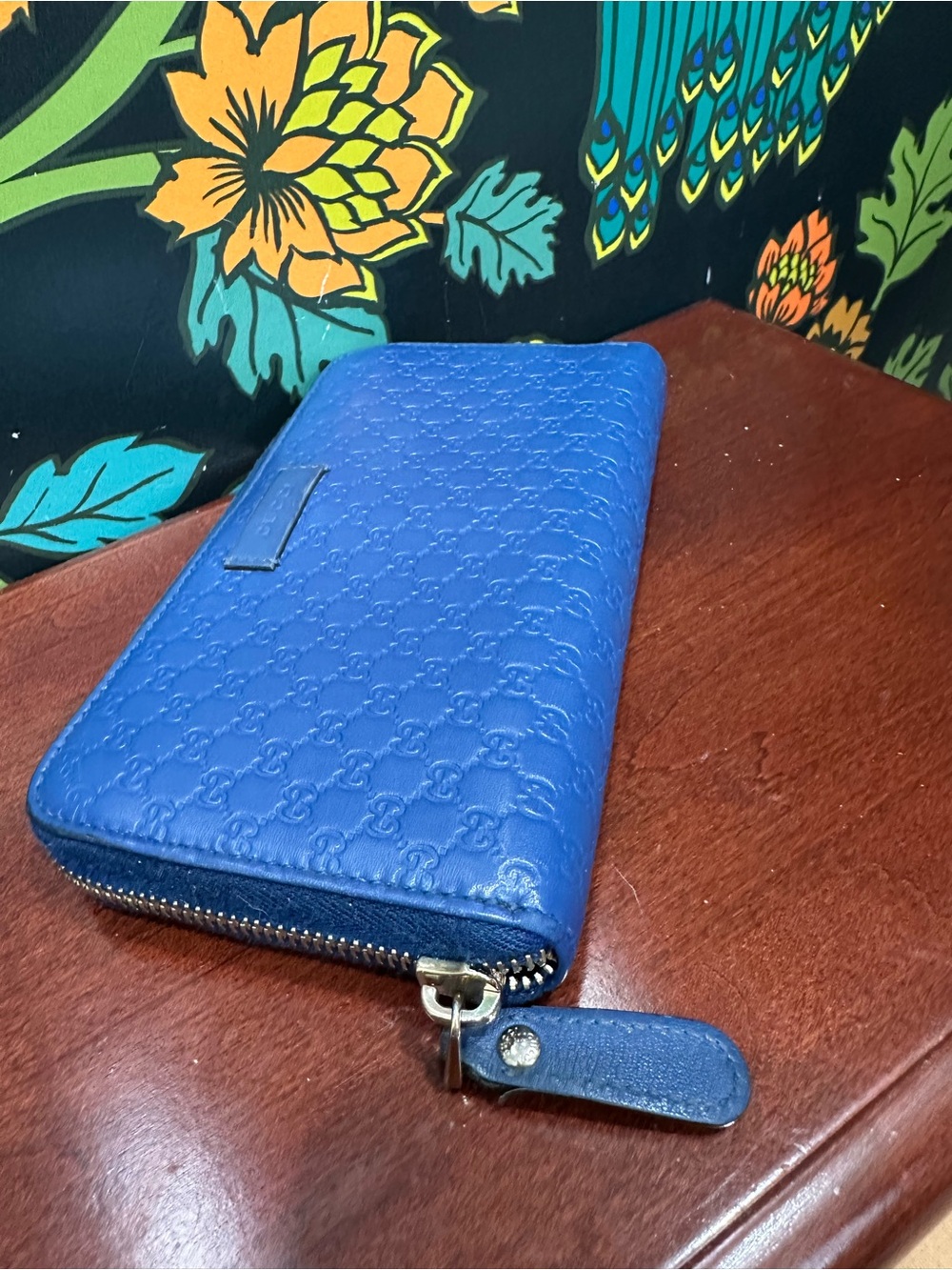 Gucci Microguccissima Blue Leather Zip Around Wallet - Picture 6 of 10
